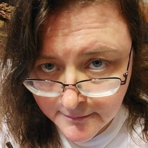 Meet your Posher, Laurel